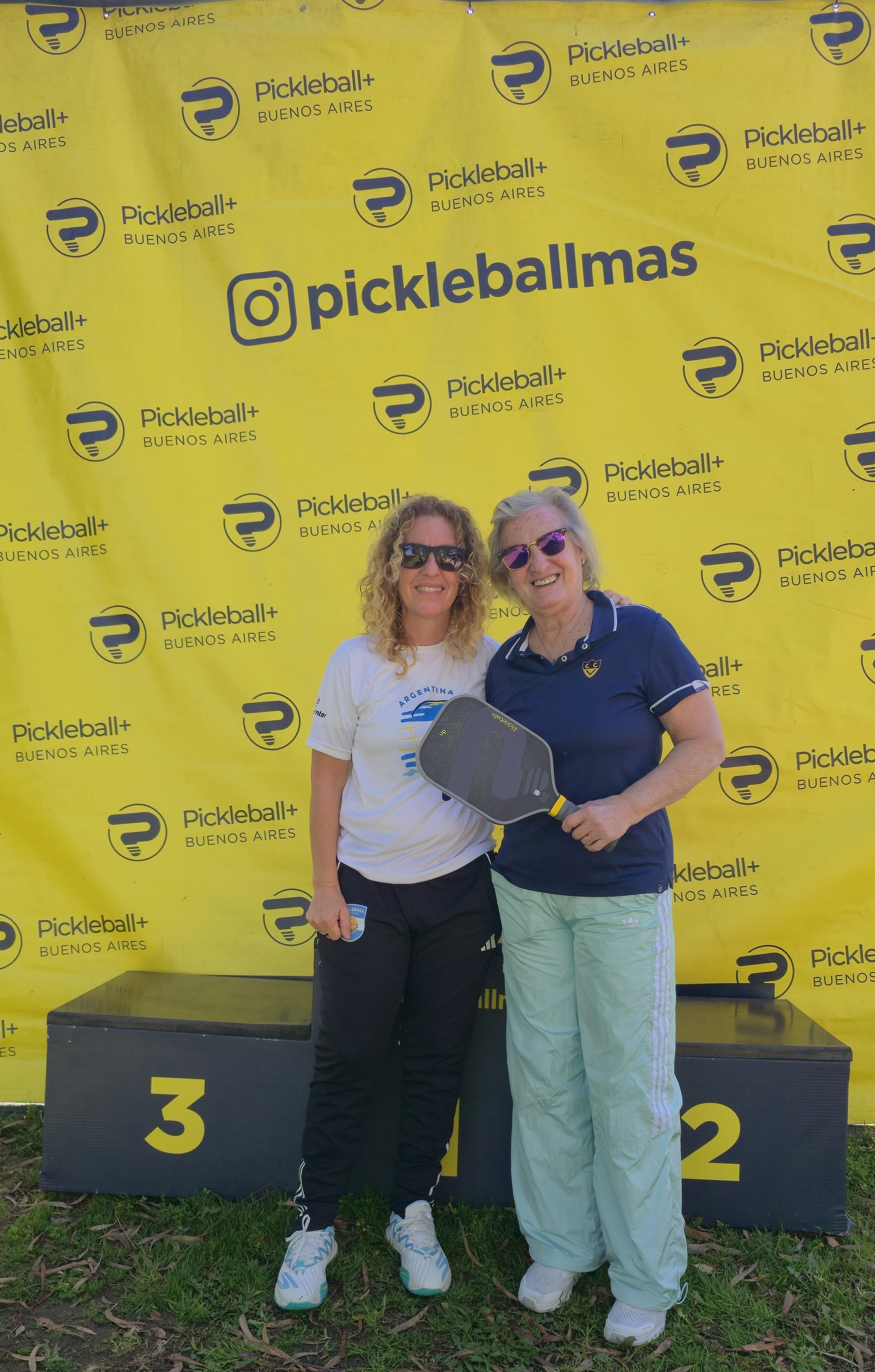 Cecilia Baccigalupo jugando al pickleball