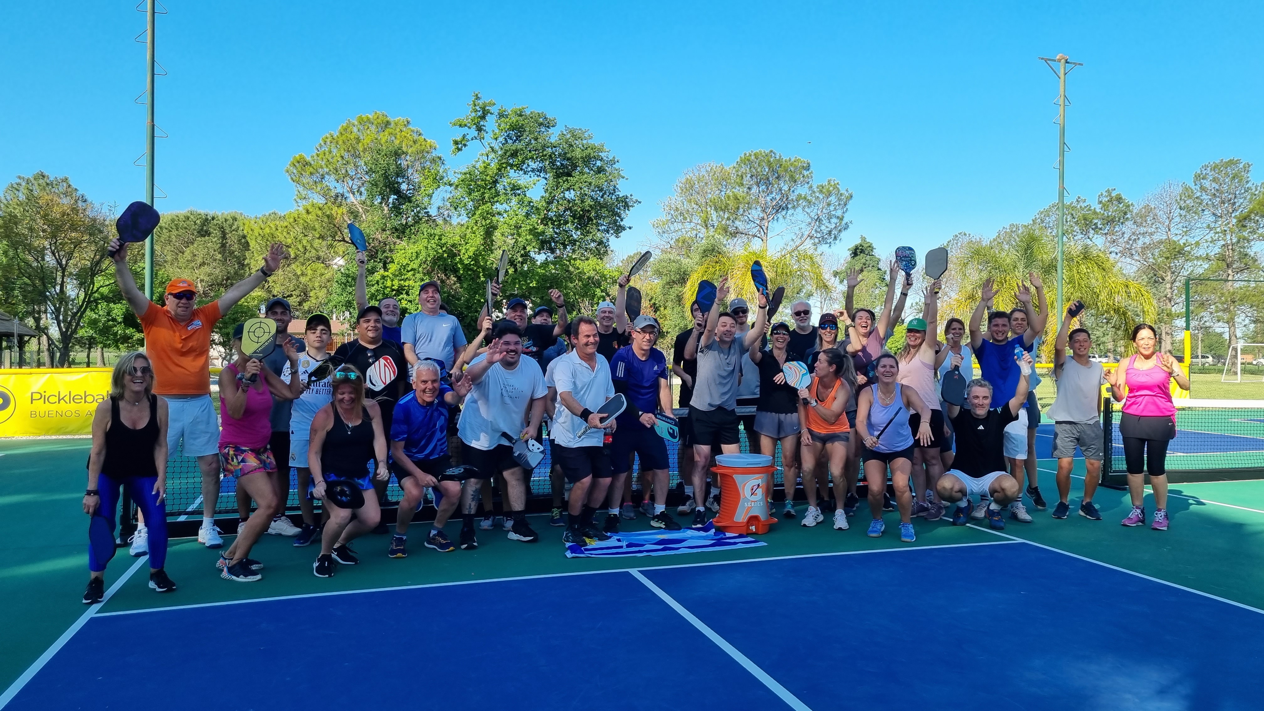 ¿Qué es una cancha abierta en pickleball (open play) y por qué te conviene?